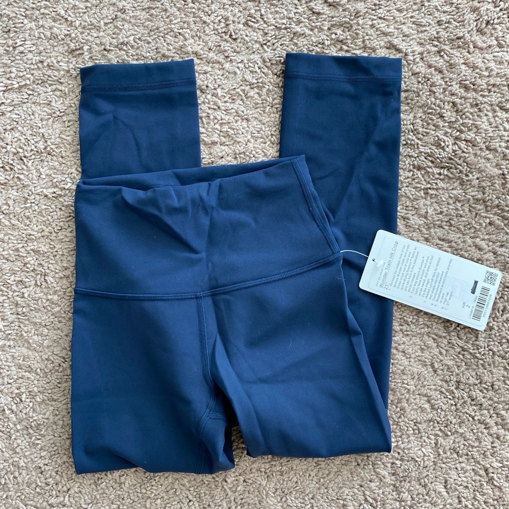 NWT Lululemon Wunder Train HR Crop 21”